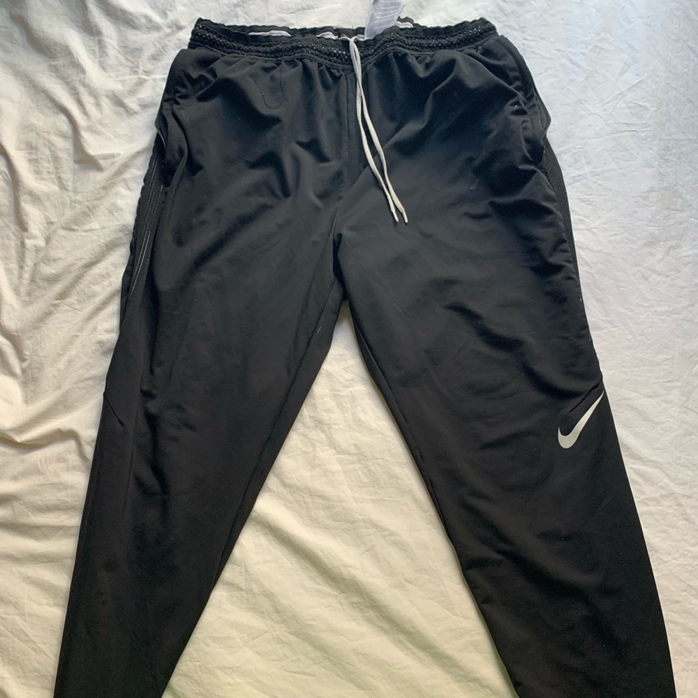 Nike Aeroswift Workout Pants
